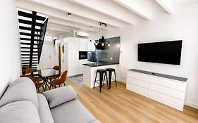 A H Rentals Van Gogh Apartamento